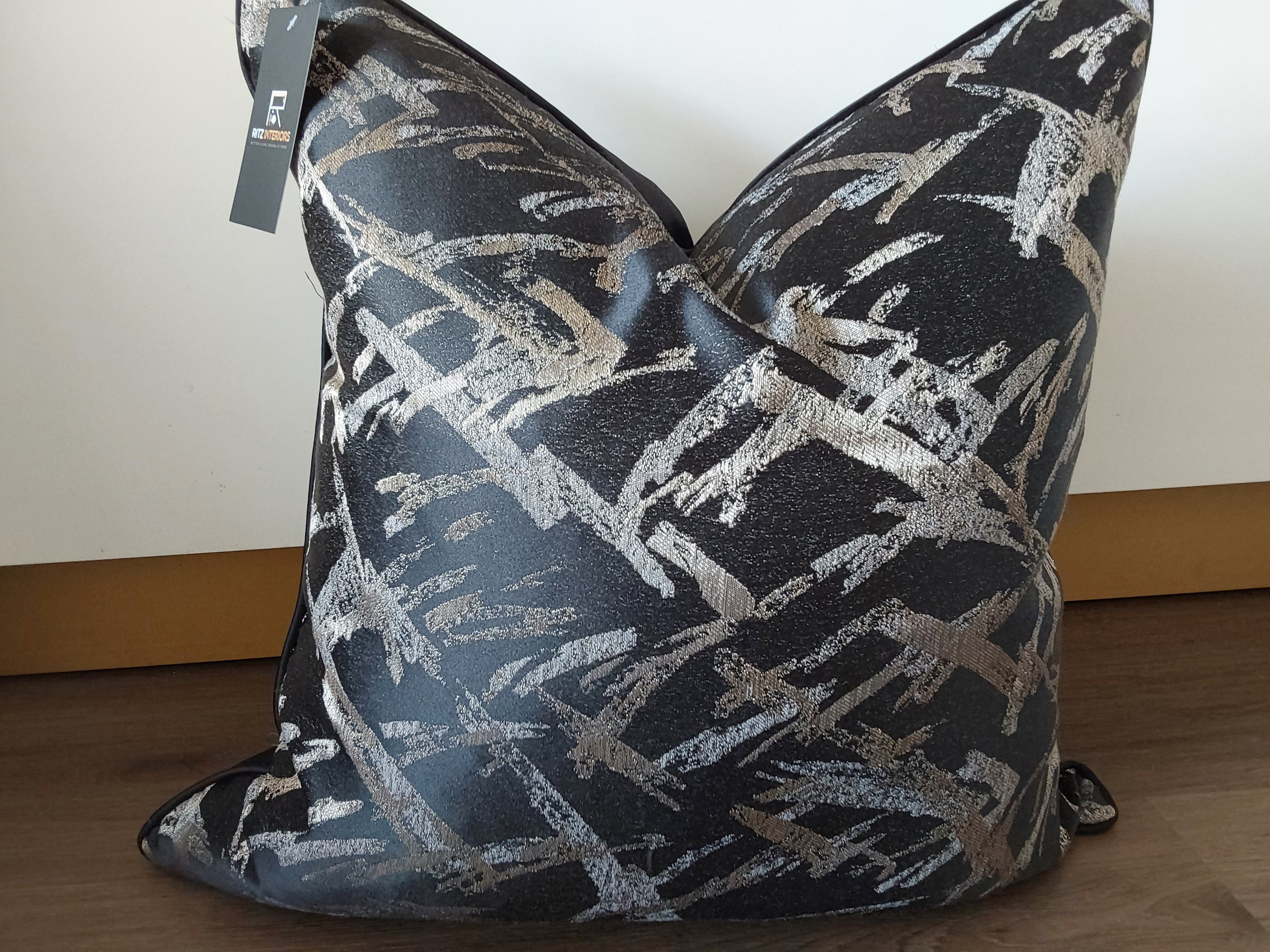 Jacquard Bamboo Cushion