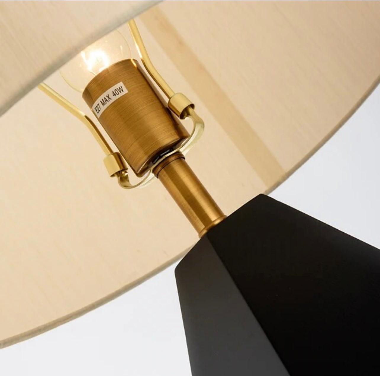 Dream Table Lamp
